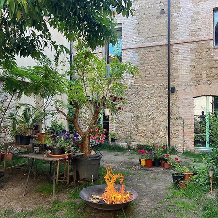 Duplex Independiente Con Patio Y Piscina La Nueva Candeleda Eksteriør billede