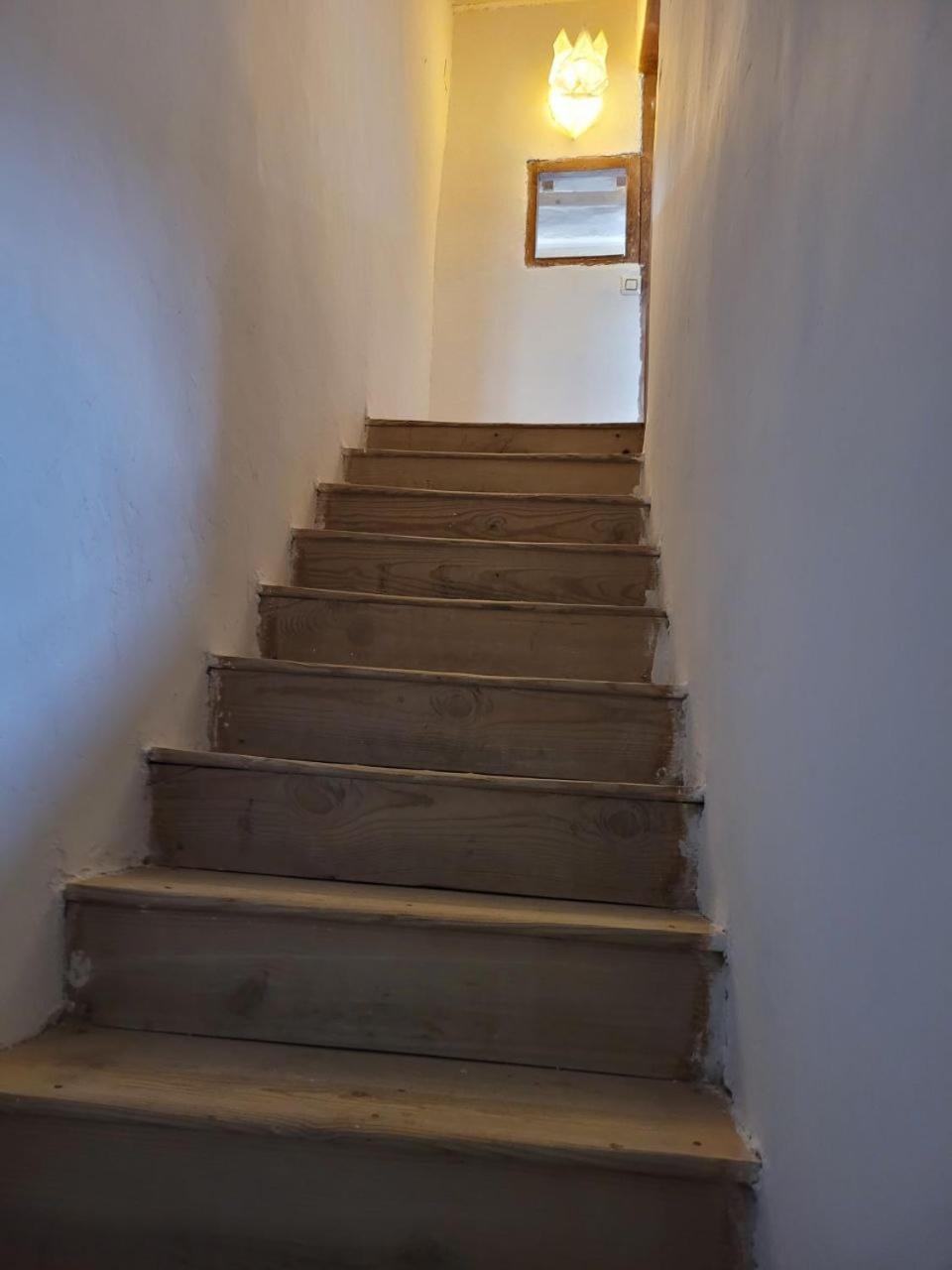 Duplex Independiente Con Patio Y Piscina La Nueva Candeleda Eksteriør billede